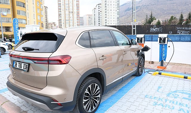 Kayseri'de elektrikli araç sahiplerine K-Şarj hizmeti
