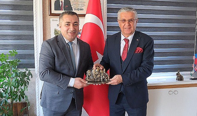 Kemer Alevi Kültür Derneği'nden Başkan Topaloğlu'na ziyaret
