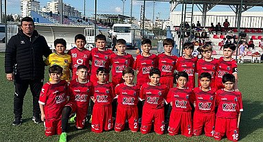 Kemer Belediye Merkez Spor U12, ligi üçüncü bitirdi