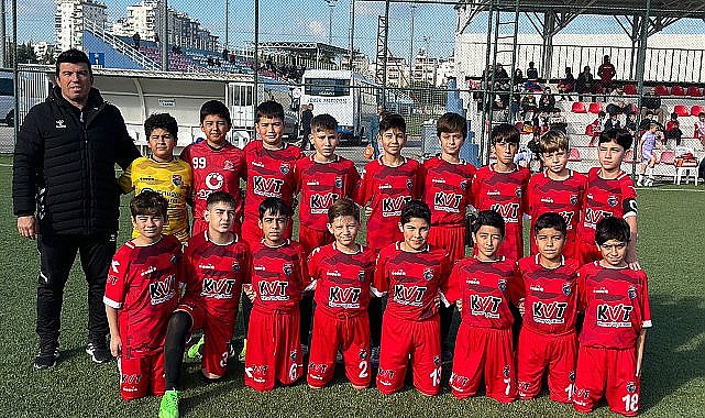Kemer Belediye Merkez Spor U12, ligi üçüncü bitirdi