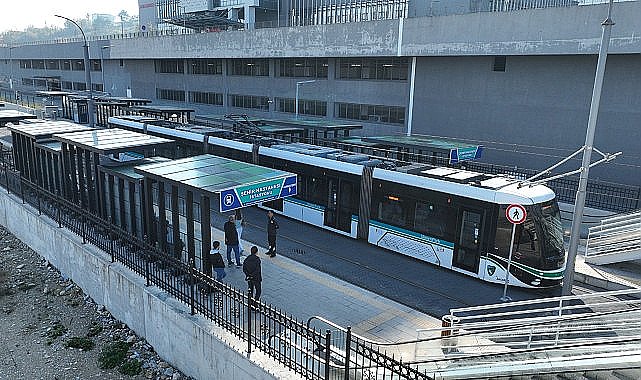Kocaeli'de ulaşım filosu büyüyor, hizmet ağı güçleniyor; 2024, raylı sistemlerde altın yıl oldu