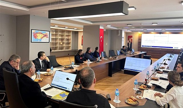 Manisa'da afet risklerine karşı hazırlık toplantısı yapıldı