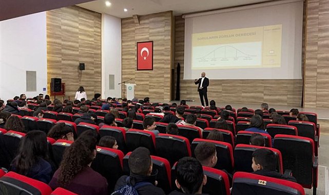Manisa'da “Sınav Kaygısı ve Motivasyon” semineri düzenlendi