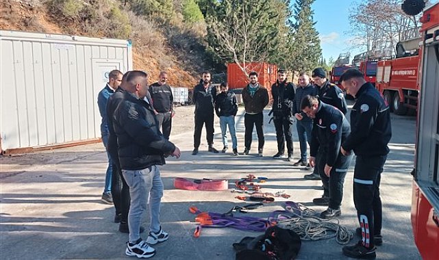 Muğla İtfaiyesi'nden baca temizlik personeline eğitim