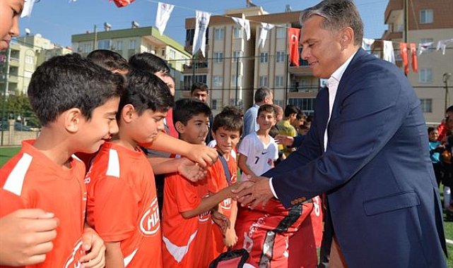 Muratpaşa'da 92 amatör spor klübüne 1 milyon liralık maddi destek sağlandı