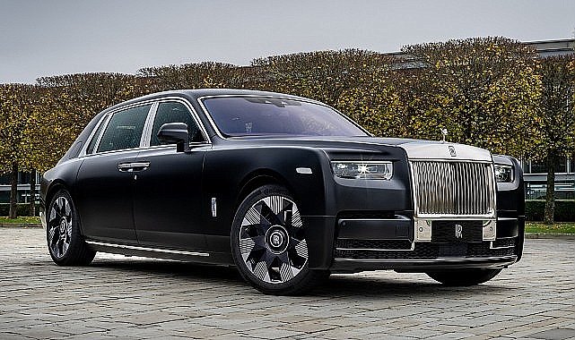 Rolls-Royce Phantom'dan 100. yılına özel ejderha teması
