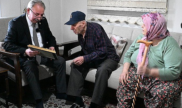 Salihli Belediyesi'nden Şehit Ailelerine Anlamlı Ziyaret