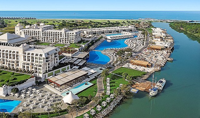 Sömestir Tatilinde Huzur ve Eğlencenin Adresi: Titanic Hotels