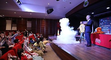 Tatil Şöleni İle Çocuklar Hem Eğleniyor Hem Öğreniyor