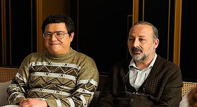 Tolga Çevik ve İbrahim Büyükak'ın Başrollerini Paylaştığı Yeni Komedi Filmi 'Kalender Pide' Yakında Disney+'ta!