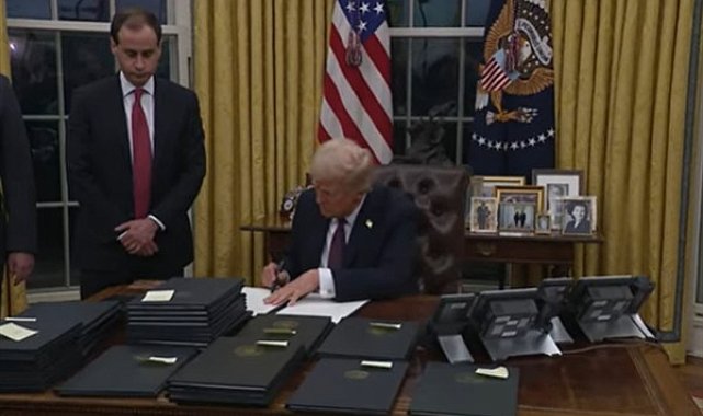 Trump, hükümet kurumlarındaki 17 bağımsız denetçiyi görevden aldı