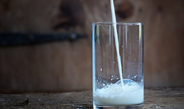 TÜİK- Ticari süt işletmelerince 896 bin 257 ton inek sütü toplandı