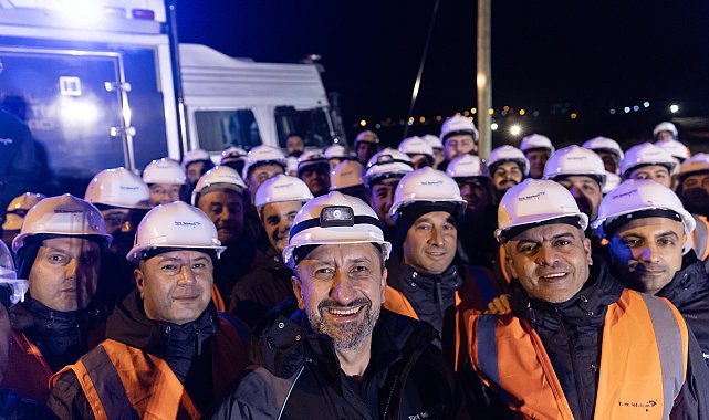 Türk Telekom CEO’su Önal: Fiberin hızını Türkiye’nin her köşesine taşıyoruz