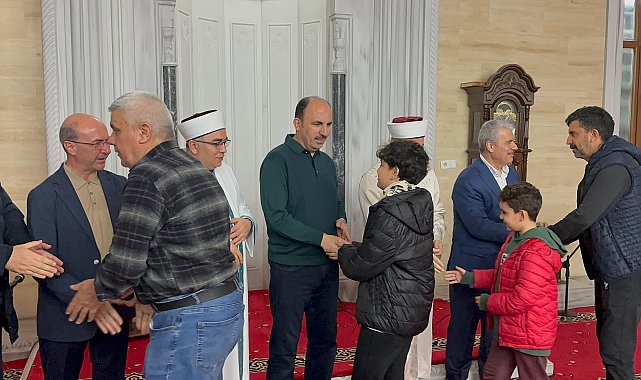 Vali Akın ve Başkan Altay, Konyalıların kandillerini kutladı