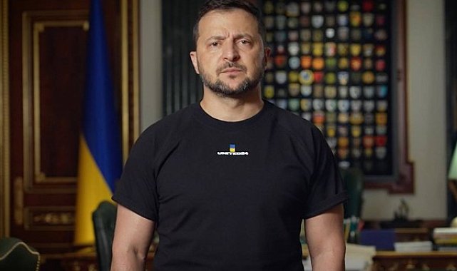 Zelenski: Ruslar Zaporizhia'yı hava bombalarıyla vurdu