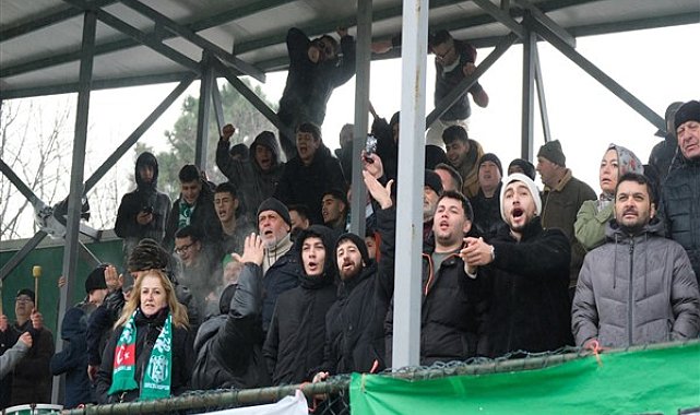 Başkan Köse, Giresun Sanayispor Kadın Futbol Takımı maçını tribünden izledi