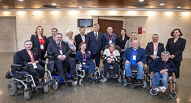 Başkan Tugay'dan engelliler için müjdeler