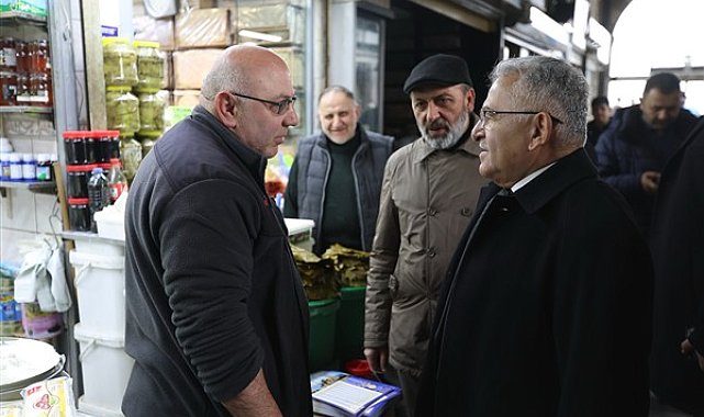 Büyükkılıç, esnaf ve vatandaşlarla bir araya geldi
