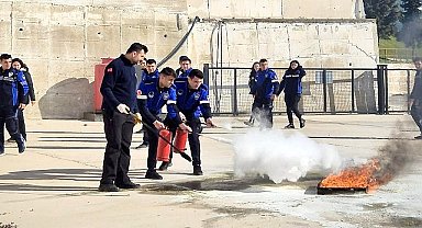İzmir İtfaiyesi'nden zabıta personeline yangın güvenliği eğitimi