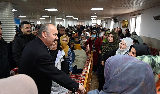 Vali Canalp, Huzur Mahallesi'nde vatandaşlarla bir araya geldi