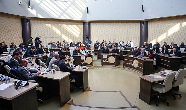 Van Büyükşehir Belediye Meclisi’nden Eş Başkan Zeydan’a verilen cezaya ilişkin tepki