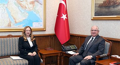 Bakan Güler, Arnavutluk'un Ankara Büyükelçisi Kadzadej'i kabul etti