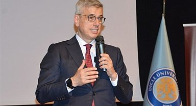Bakan Memişoğlu, Dicle Üniversitesi’nde konferansa katıldı