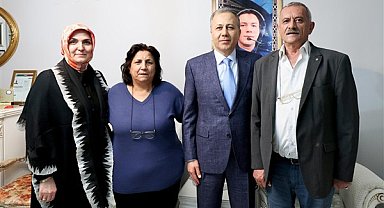 Bakan Yerlikaya, iftarda şehit ailesinin evine konuk oldu