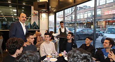 Başkan Altay iftarda üniversiteli gençlerle buluştu