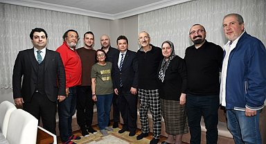 Başkan Aydın’dan iftar sonrası ev ziyaretleri