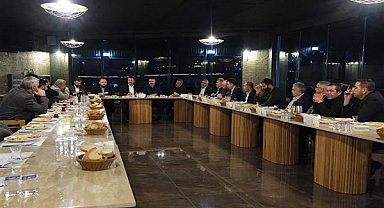Başkan Çetinkaya muhtarlarla sahurda buluştu
