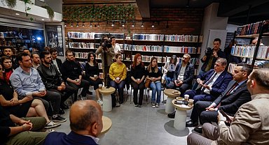 Başkan Tugay'dan gençlere siyasete katılım çağrısı