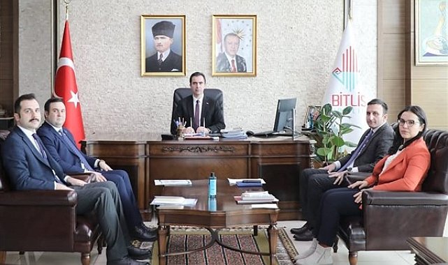 Bitlis Valisi Karakaya'dan değerlendirme toplantısına katıldı