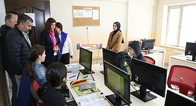 Bucak, kurs merkezinde inceleme yaptı