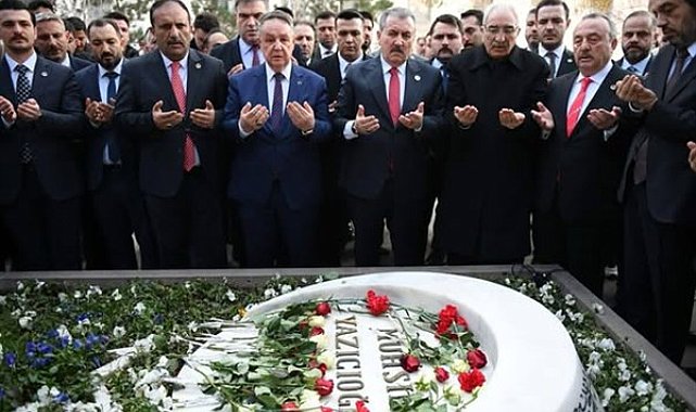 Büyük Birlik Partisi'nden eski TBMM üyesi Muhsin Yazıcıoğlu için anma programı