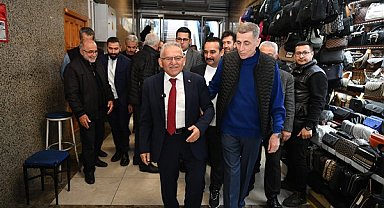 Büyükkılıç, vatandaşlar ve esnafla bir araya geldi
