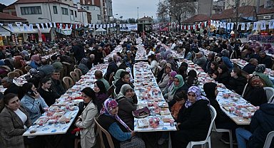 Büyükşehir, Ramazan’ın bereketini Köprübaşı’nda paylaştı