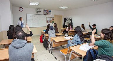 Büyükşehir, ücretsiz YKS hazırlık kursları düzenliyor