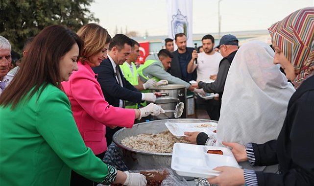 Büyükşehirin iftar sofrası Günyüzü ve Kaymaz’da kuruldu