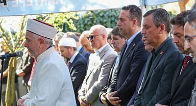 CHP Genel Başkanı Özel, eski TBMM Başkanvekili Akar’ın babasının cenazesine katıldı