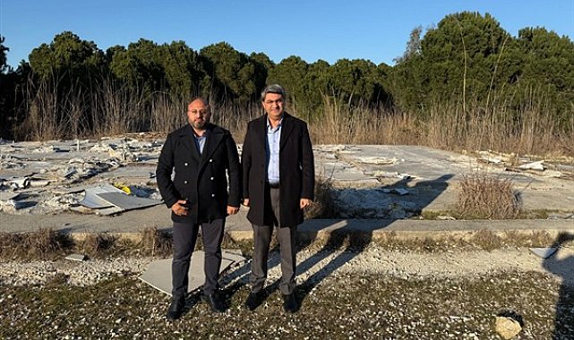 Ekmen: Turizm alanları mevsimlik işçi çadırları ve seraların işgali altında
