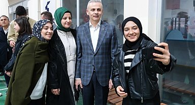Karaman Valisi Çiçekli, iftarda gençlerle bir araya geldi