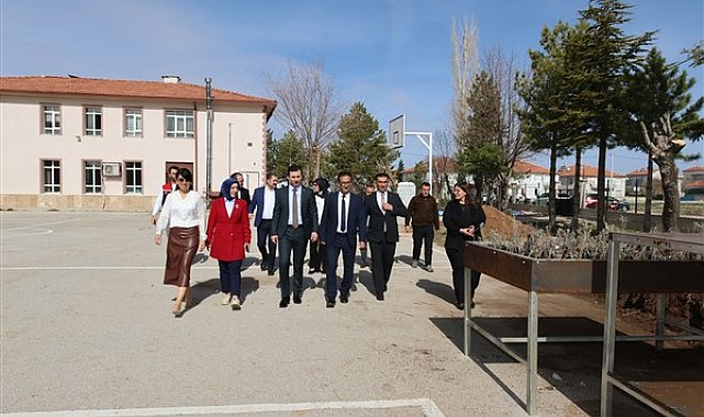 Kazımkarabekir Kaymakamı Yamaoğlu, Çok Programlı Anadolu Lisesi'ni ziyaret etti
