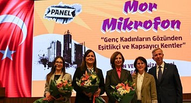 Köksal, Mor Mikrofon Panelinde gençlere seslendi
