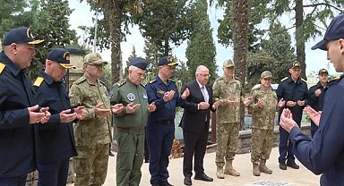 Milli Savunma Bakanı Güler’den Barbaros Şehitliği’ne ziyaret