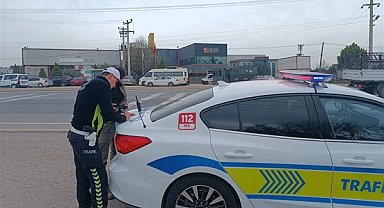 Sakarya'da 32 araç sürücüsüne cezai işlem uygulandı