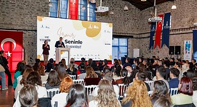 Tugay’dan gençlere: Kendinize inanmak zorundasınız