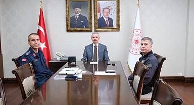 Vali Çiçekli, “Ramazan Bayramı Tedbirleri” konulu toplantıda yer aldı