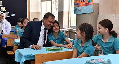 Vali Şıldak: Eğitimden mahrum bırakılmış bir tek çocuğumuz bile kalmasın