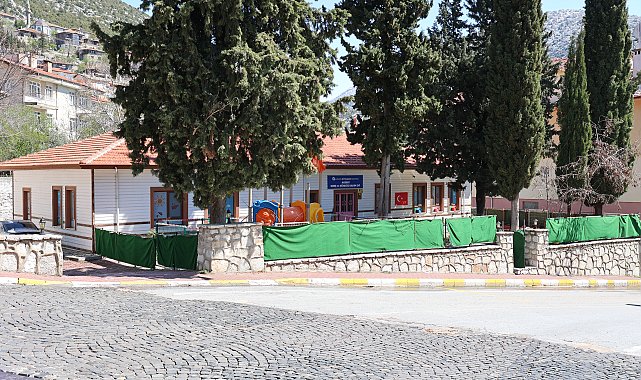 Antalya'da Akseki kreşi açıldı